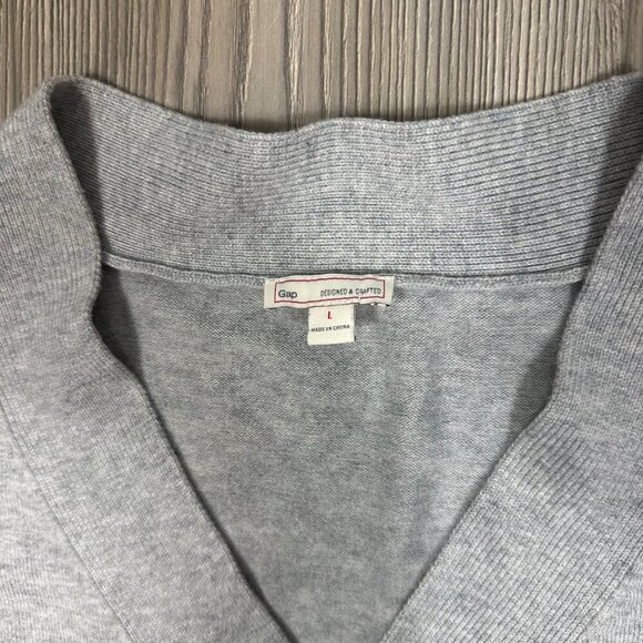 Gap Gray Knit V Neck Sweater Merino Blend Cozy Minimalist L - Picture 3 of 6